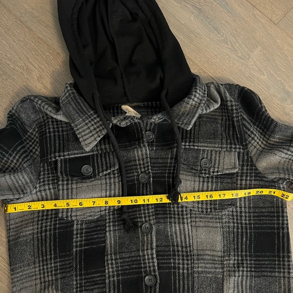 Plaid Jacket - Picture 5 of 5